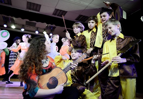 Детские коллективы Сосенского смогут принять участие в фестивале «Петрушка»